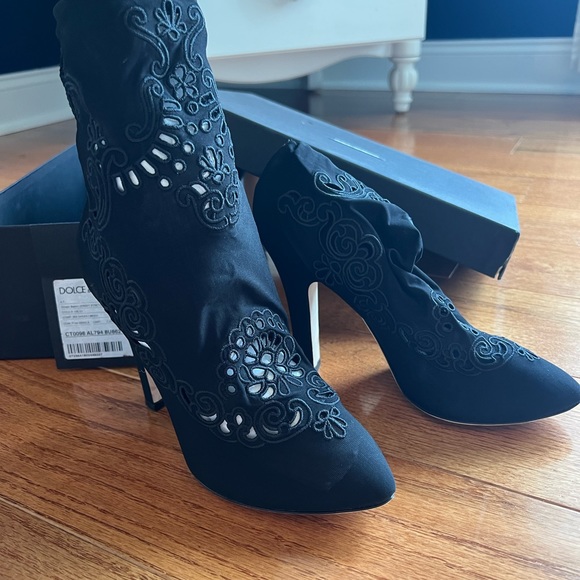 Dolce and Gabbana Winter 2016 Runway Boots - Picture 9 of 9